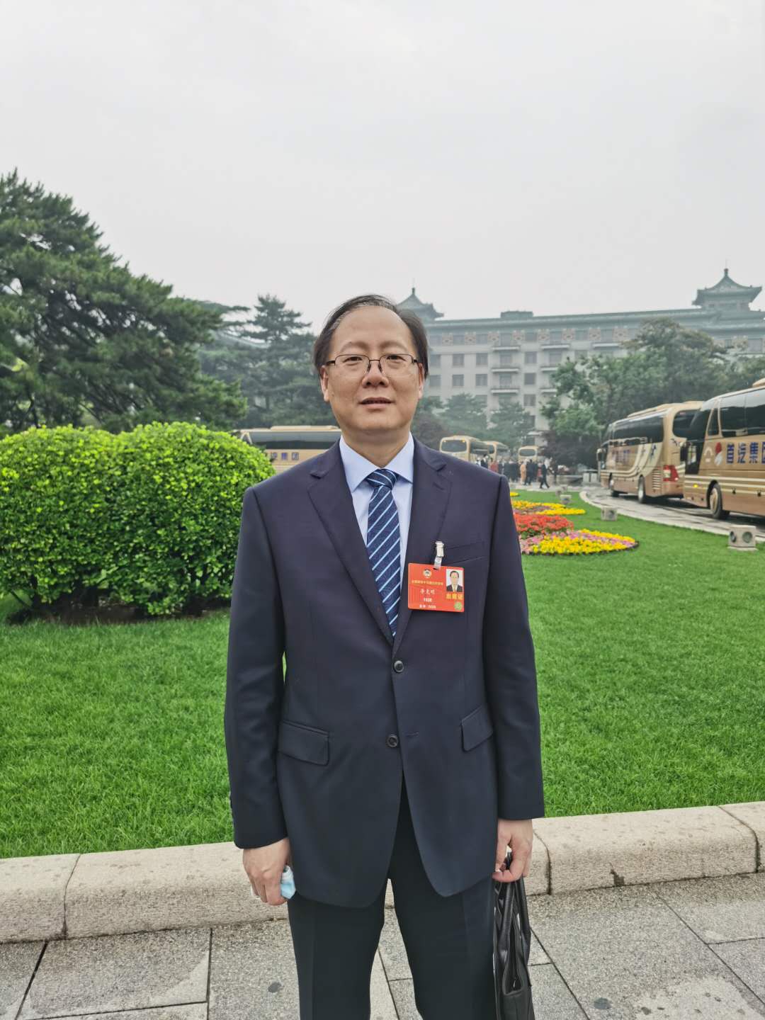 7.全国政协委员、佳博(中国)沈飞副总经理、总工程师李克明